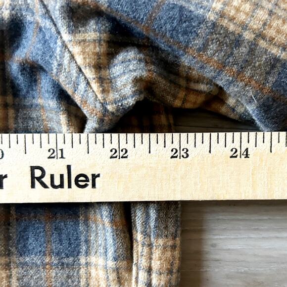 VNTG Pendleton Field Shirt XL 100% Virgin Wool 1960s USA Made Plaid Long Sleeve - Picture 5 of 9